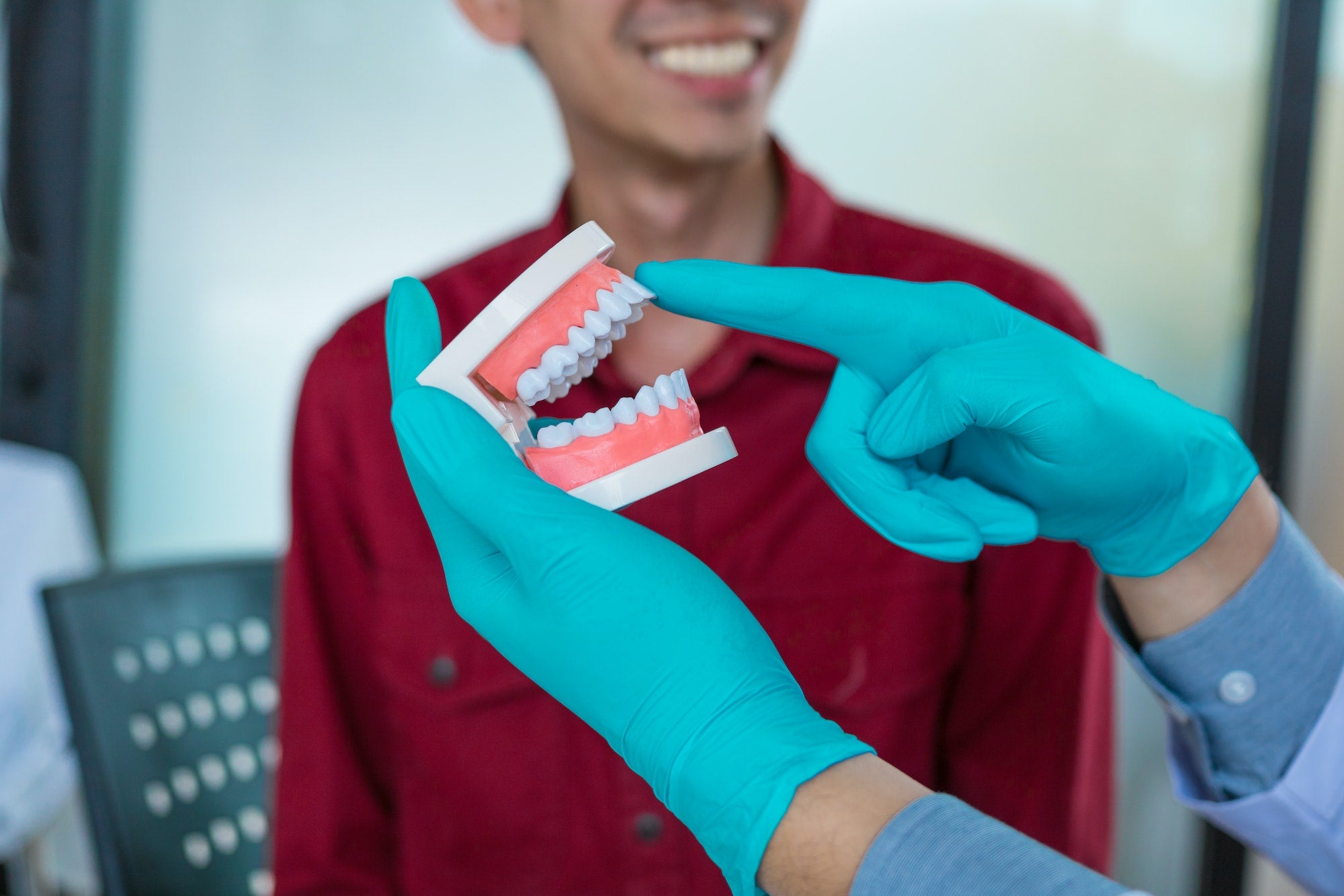 Revolutionary biomaterial can regenerate bone and teeth, study finds ...