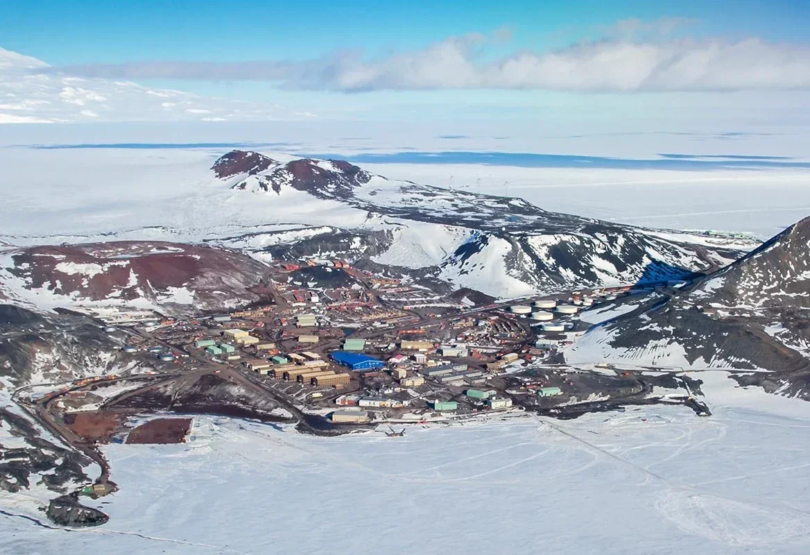 Unveiling Antarctica's Hidden Past: Ancient Landscapes Beneath the Ice