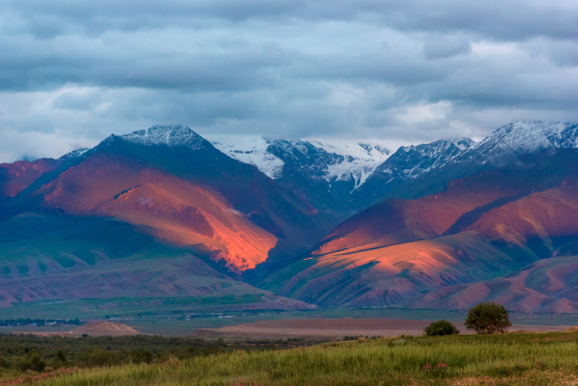 View of the Tian Shan mountains. Studying ancient plague genomes, researchers traced the origins of the Black Death to Central Asia, close to Lake Issyk Kul, in what is now Kyrgyzstan. 
