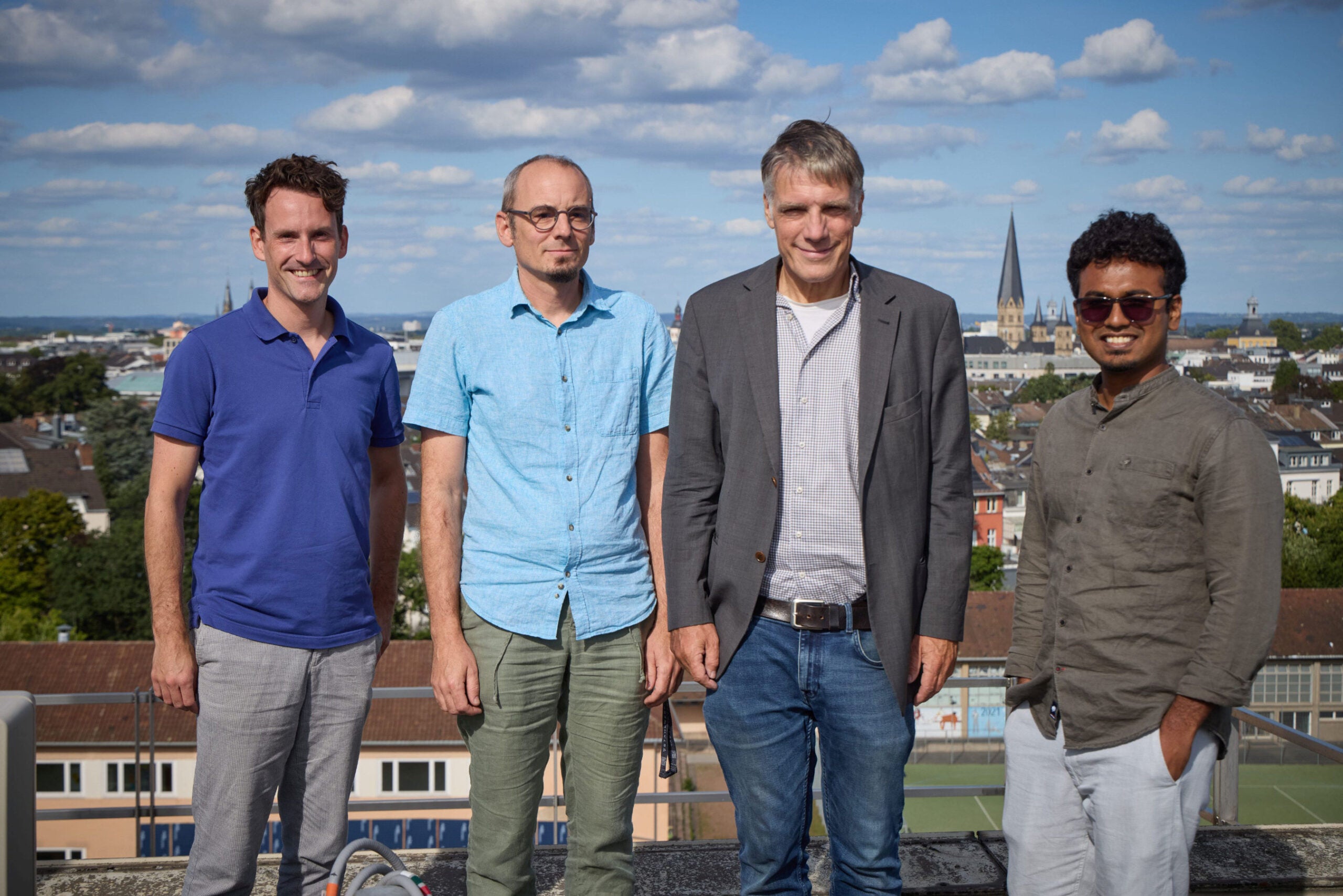 The team who worked on the study in Bonn: (from left) Dr. Julian Schmitt, Dr. Frank Vewinger, Prof. Dr. Martin Weitz and Kirankumar Karkihalli Umesh. 