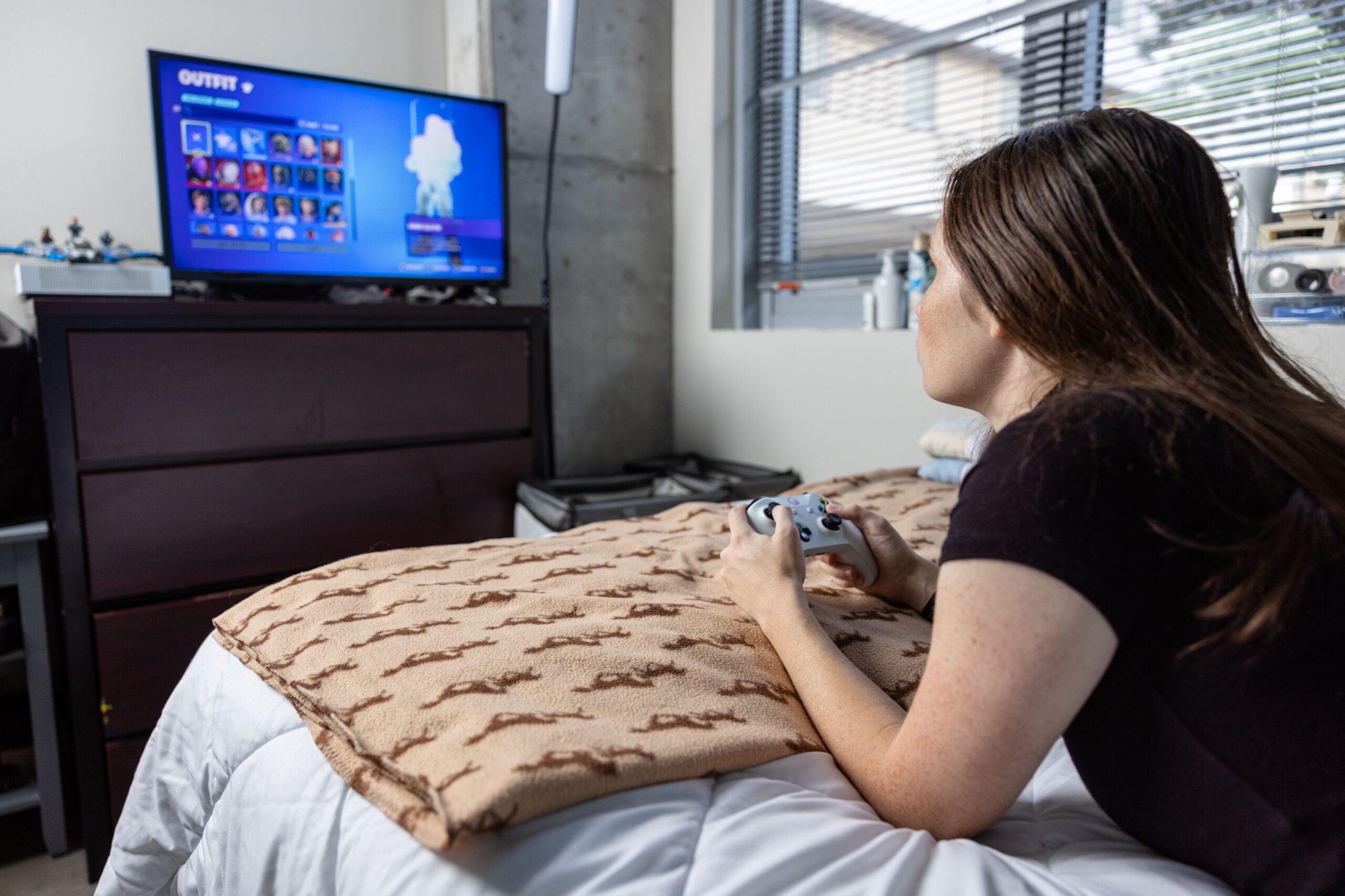 The global popularity of MMOs is undeniable. Leading titles such as World of Warcraft, Destiny 2, and Final Fantasy collectively boast over 260 million players.