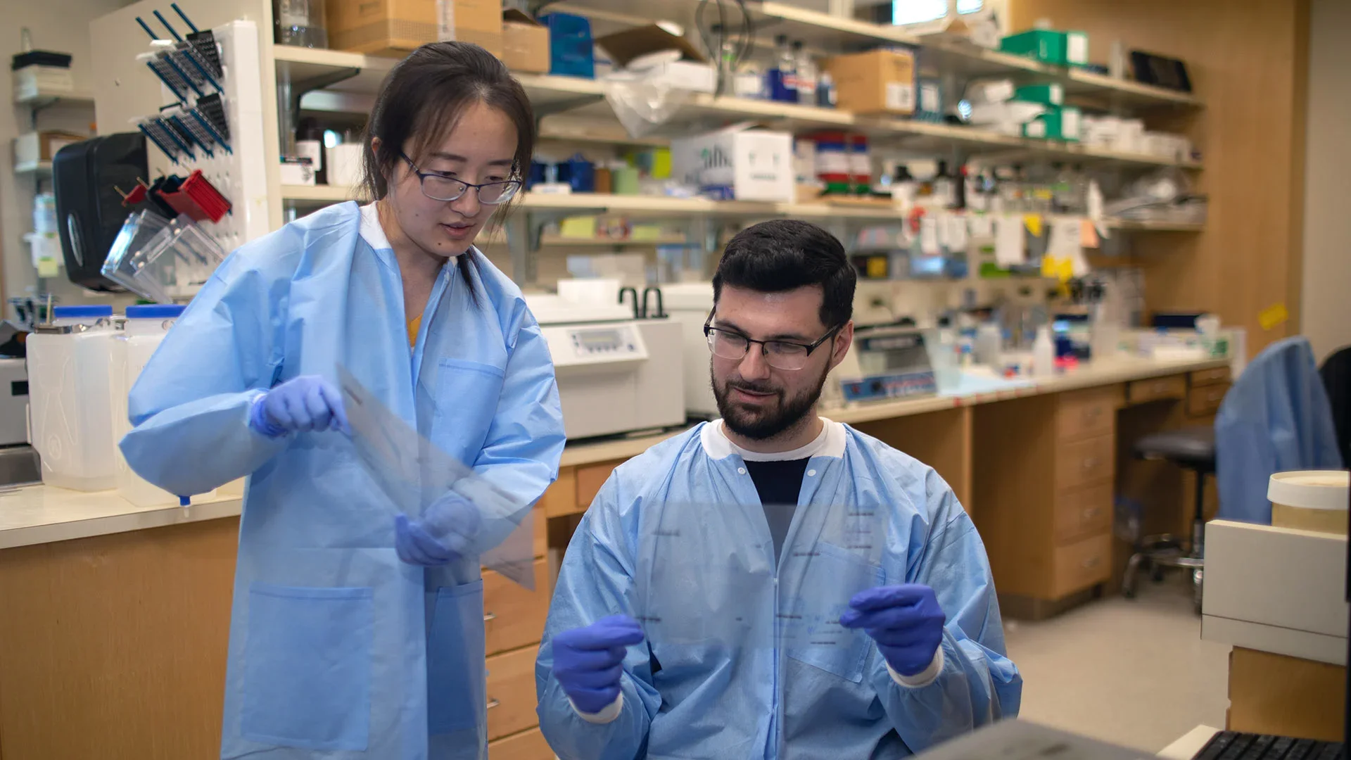 Former CSHL postdoc Jiayun Li (left) was lead author of the study, co-authored by CSHL Professor and Cancer Center Member Douglas Fearon and Fearon lab member Philip Moresco (right). Li is now a senior research associate at Duke University Medical Center.