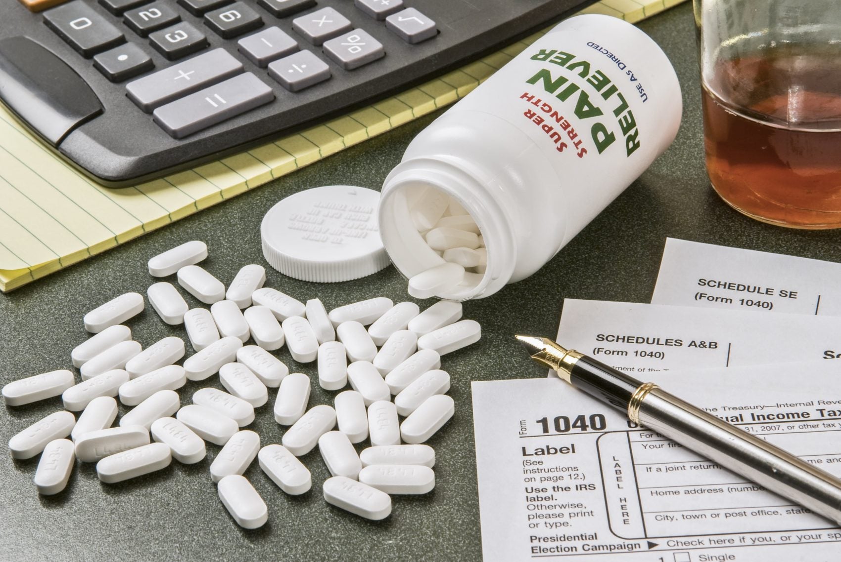 Anti-inflammatory drugs, such as ibuprofen, also showed promise, highlighting inflammation’s significant role in dementia’s pathology.