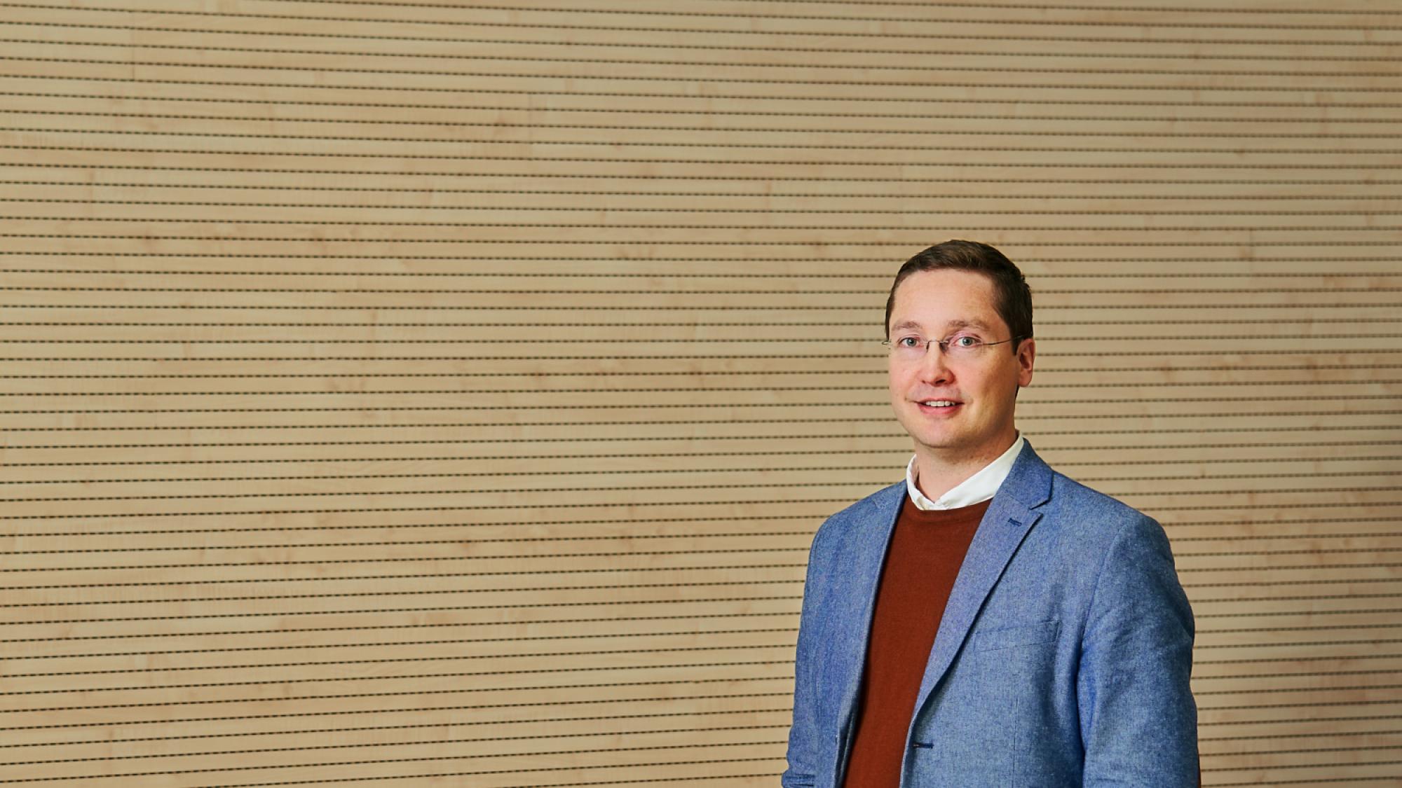  Lauri Lovén, Director of the Future Computing Group at the University of Oulu Finland, who coordinates the Distributed AI research line in the national 6G Flagship research programme. 