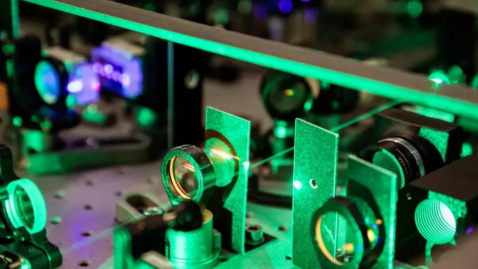 Image from the laser lab used in the research.