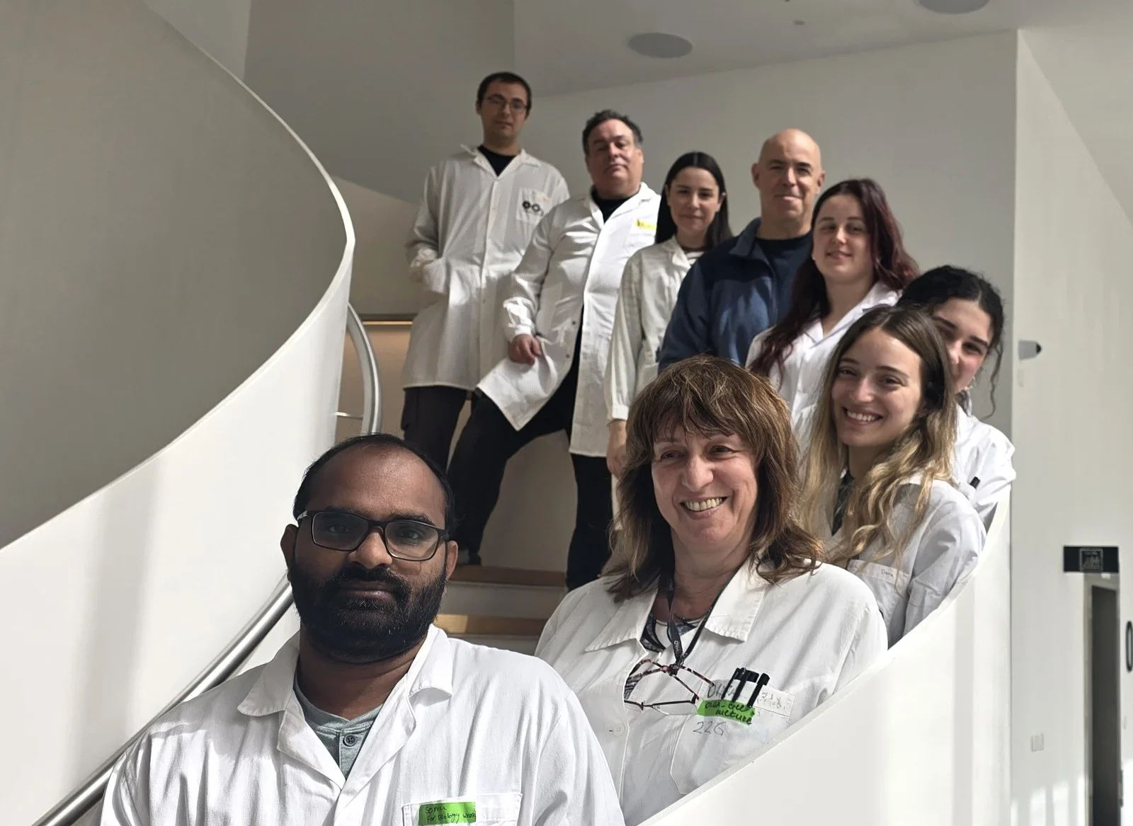 Prof. Dan Peer and research team at Tel Aviv University's Laboratory of Precision Nanomedicine. 