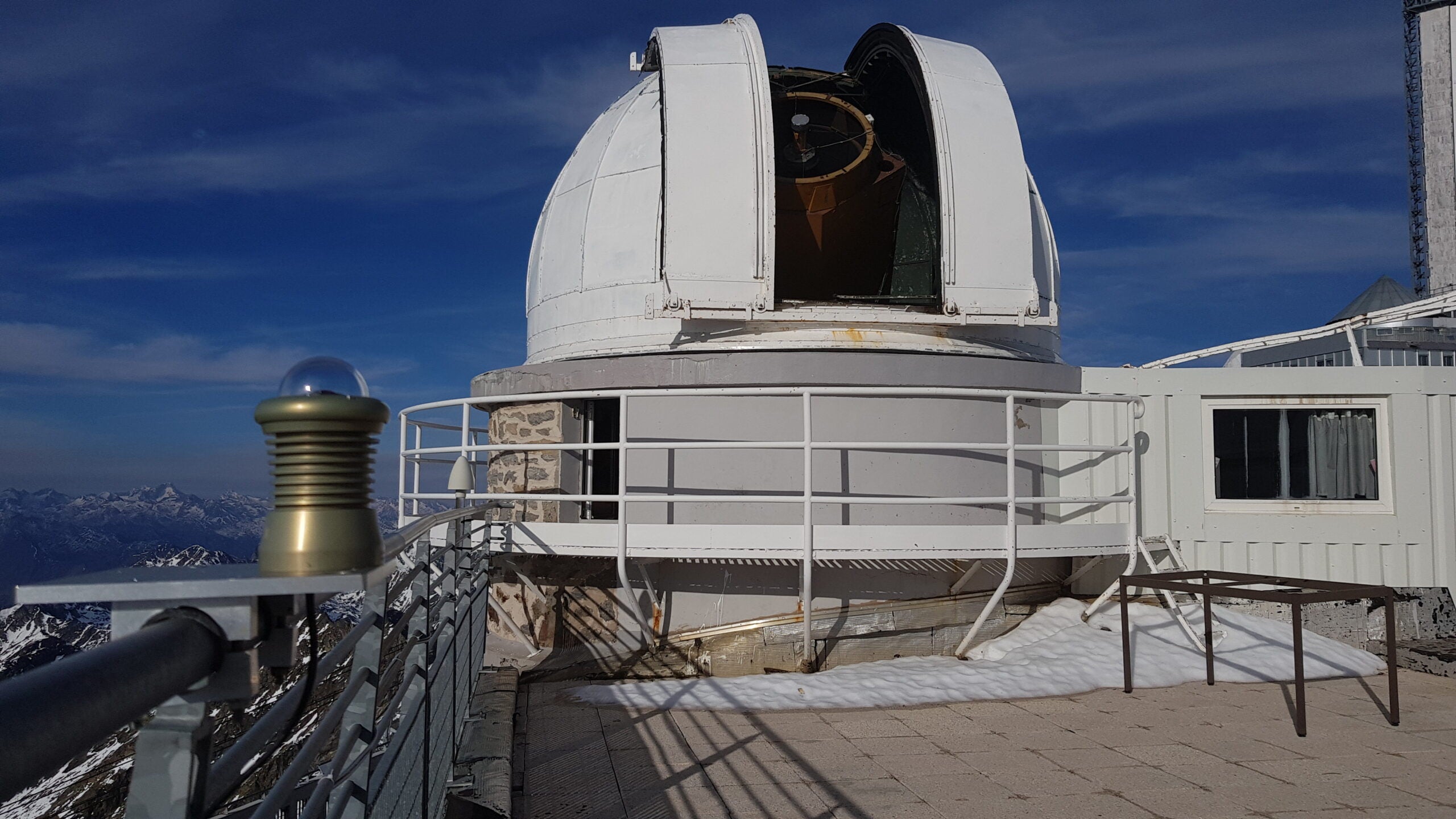 FRIPON camera at the Pic du Midi mountain Observatory.