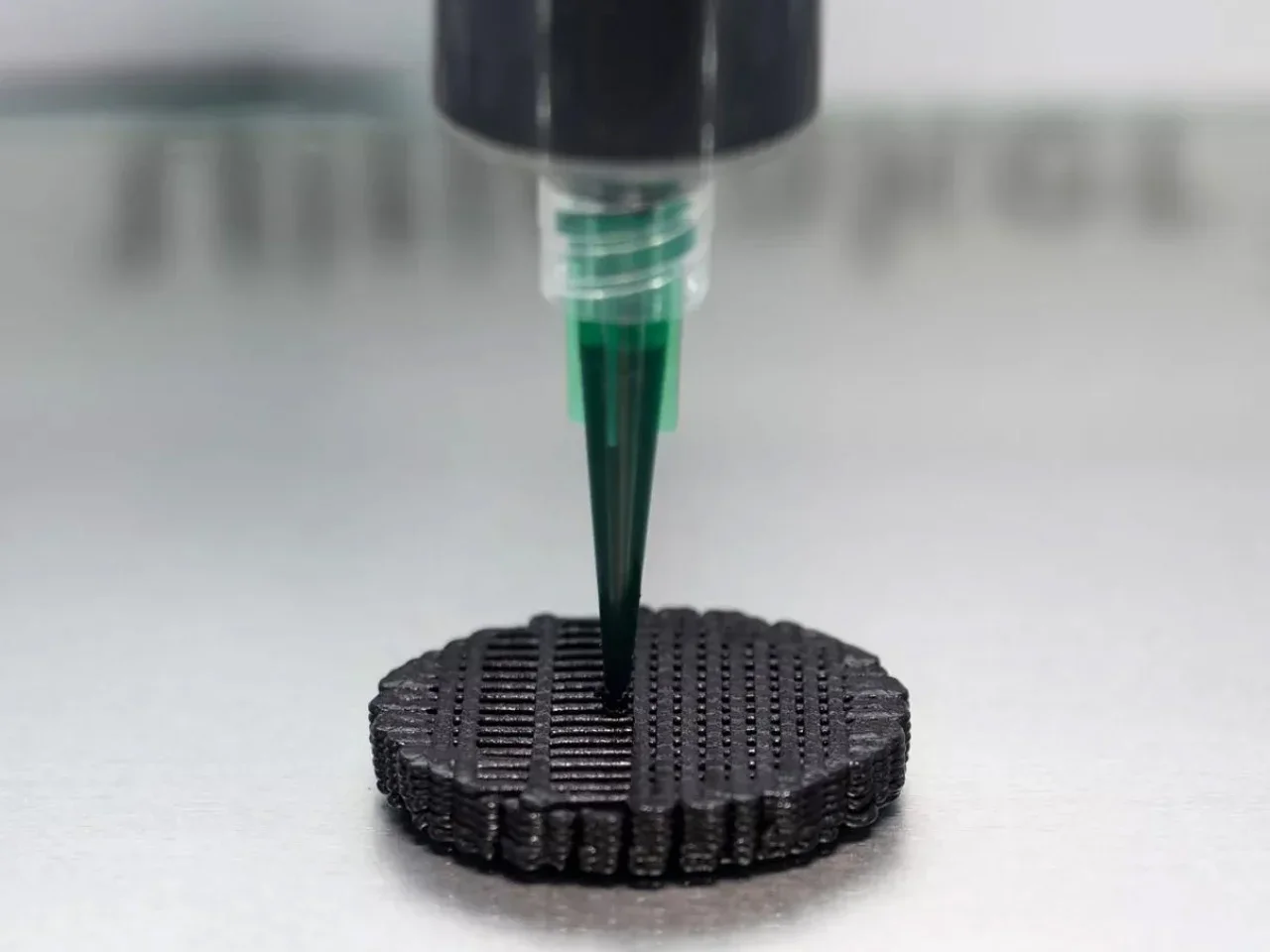 The grid printed electrode contains the fungus used in the anode compartment of the battery.