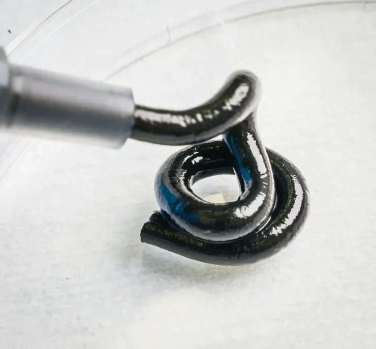 The texture of the material can be described like toothpaste and be used in a 3D printer to shape the battery as you please.