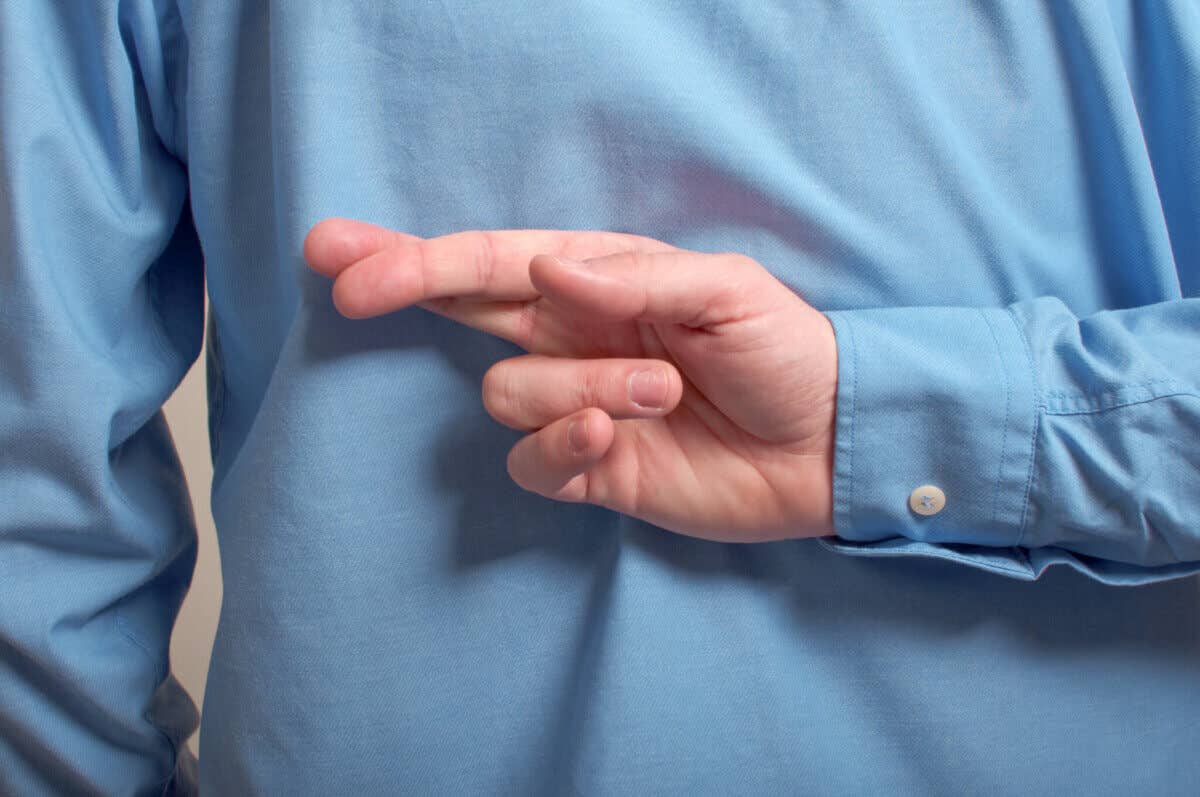 People cheat even without rewards—just to feel smart or healthy. A study shows how self-deception tricks the brain.