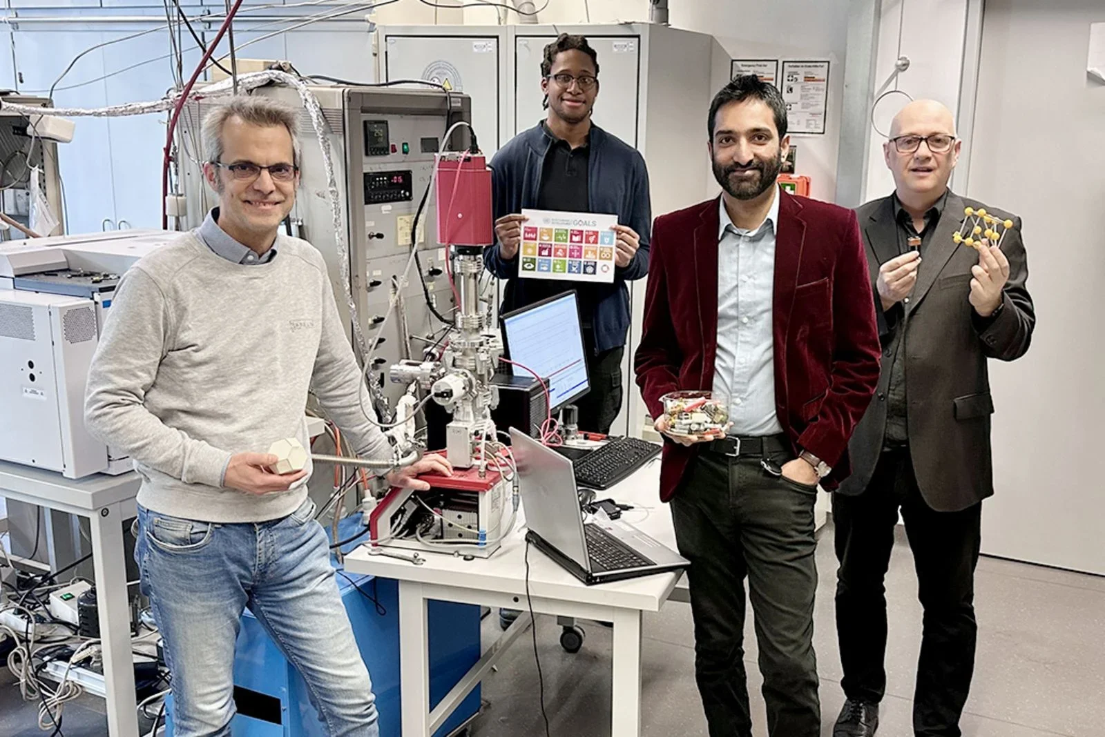 (left to right) Michael Stöger-Pollach, Hamilton Uchenna Aharanwa, Qaisar Maqbool, Günther Rupprechter.