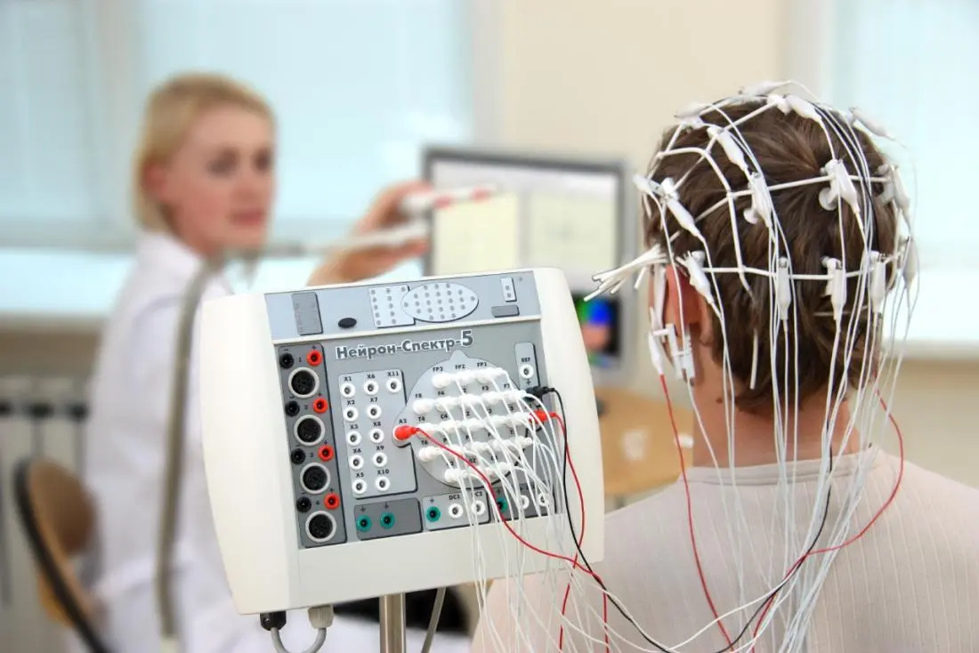 EEG machine.