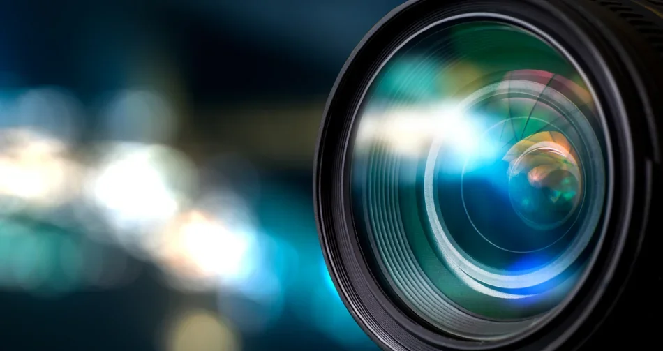Caltech Researcher Invents Groundbreaking Camera That Captures 1 Trillion Frames Per Second