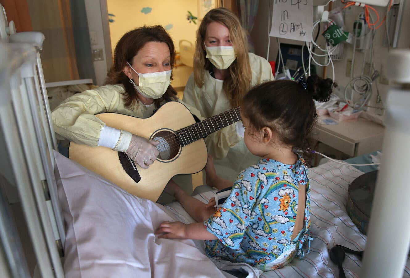 Nurse practitioners use music therapy to reduce stress, pain, and anxiety and improve brain and heart health in patients.