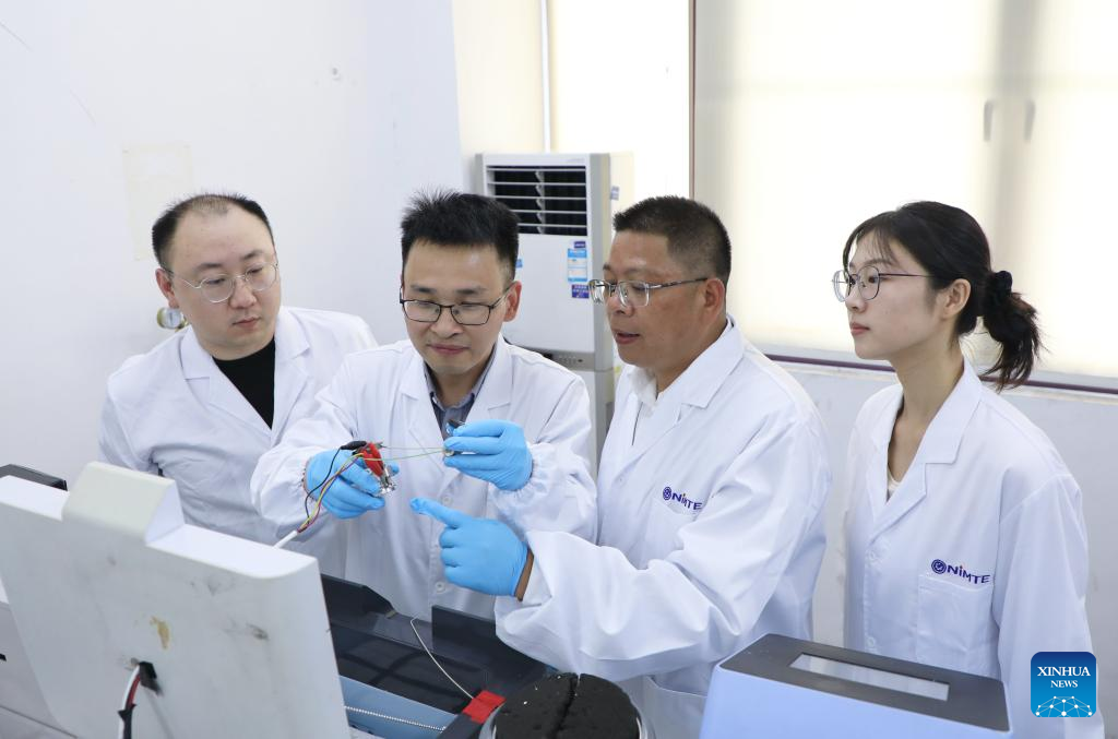 Researchers conduct electrochemical performance testing on lithium-rich layered oxide cathode materials.