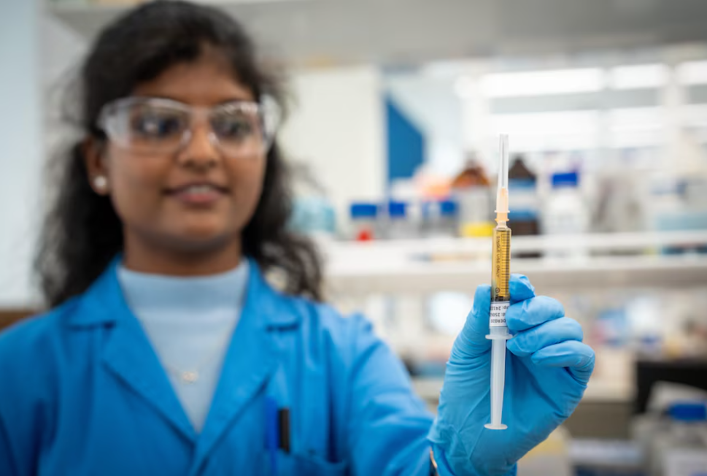 A new weekly injectable developed in Australia could replace daily pills for Parkinson’s disease, offering stable relief with fewer side effects.