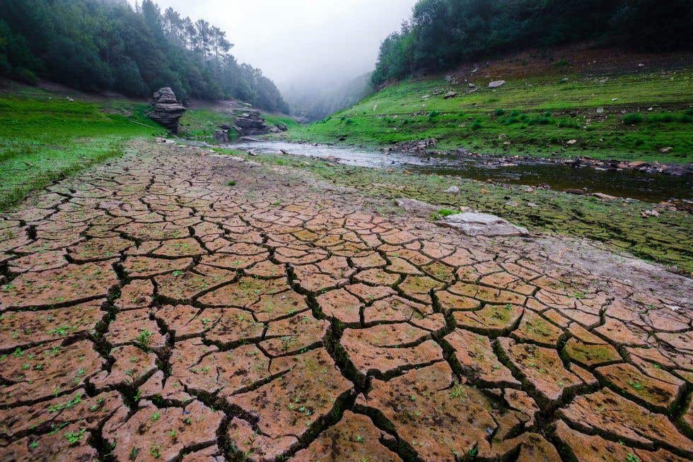 Freshwater crisis deepens as groundwater loss fuels sea level rise.