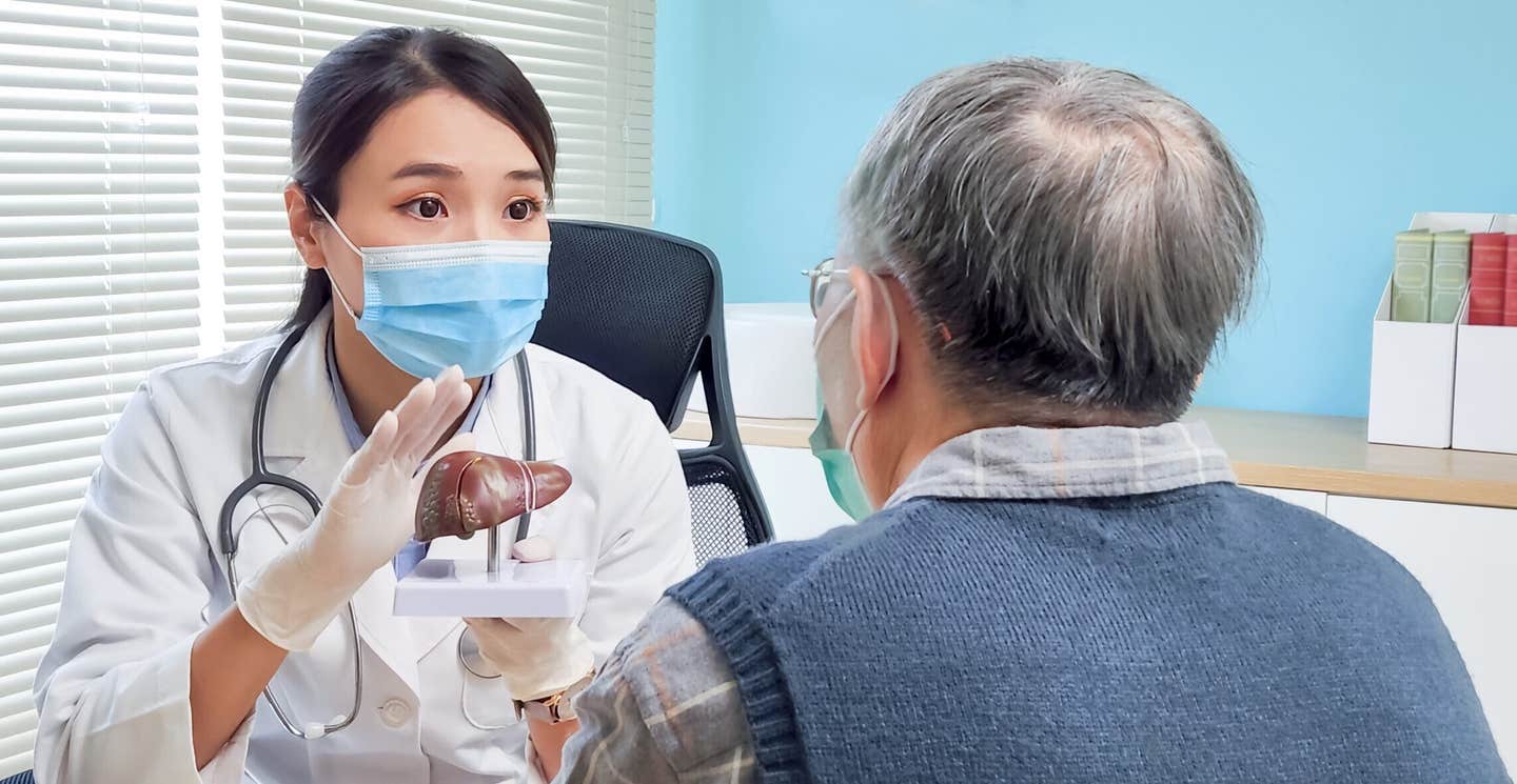 A new method using sugar-coated stem cells could improve liver disease treatments and reduce the need for organ transplants.