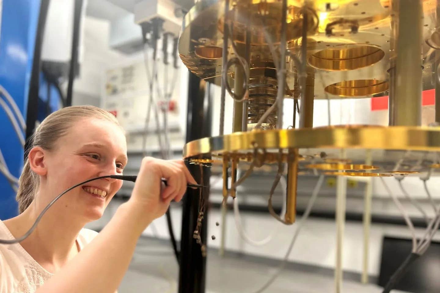 Scientists discover emergent photons in cerium zirconate, a strong 3D quantum spin liquid candidate with exciting quantum tech potential.