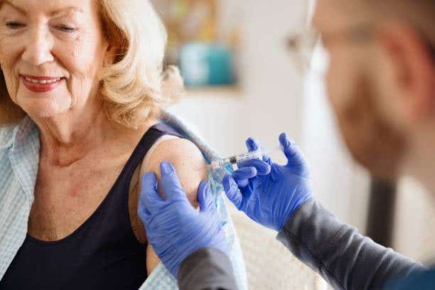 Researchers have found that the tuberculosis BCG vaccine may also help lower the risk of developing dementia.