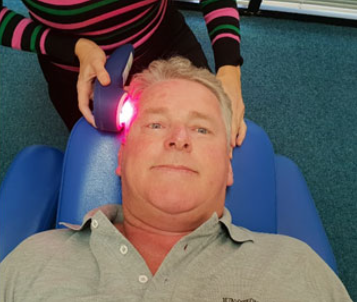 A simple light treatment to the brain has been shown to boost working memory by up to 25 percent