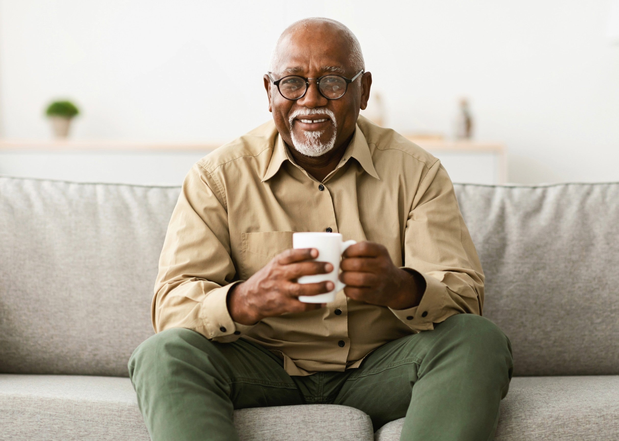 A new study links coffee consumption and frailty, finding 4–6 cups daily may reduce risk and support healthy aging.