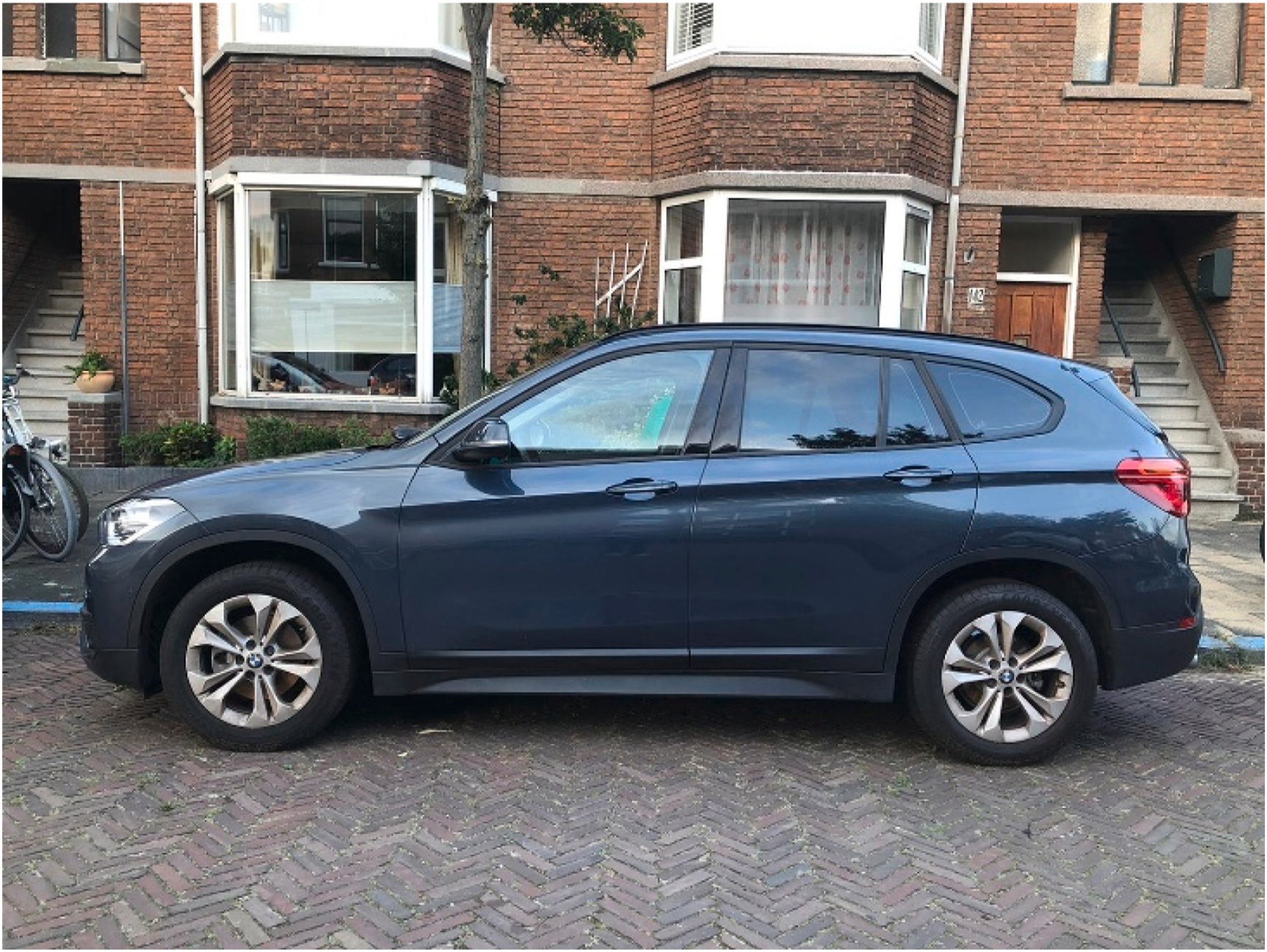 It's our car and it's a photo of conflict actually. “For us, generally, I think about the cost of it. She has much more idea about the decoration stuff and if we have two separate decisions, then she wins that’s all.” 