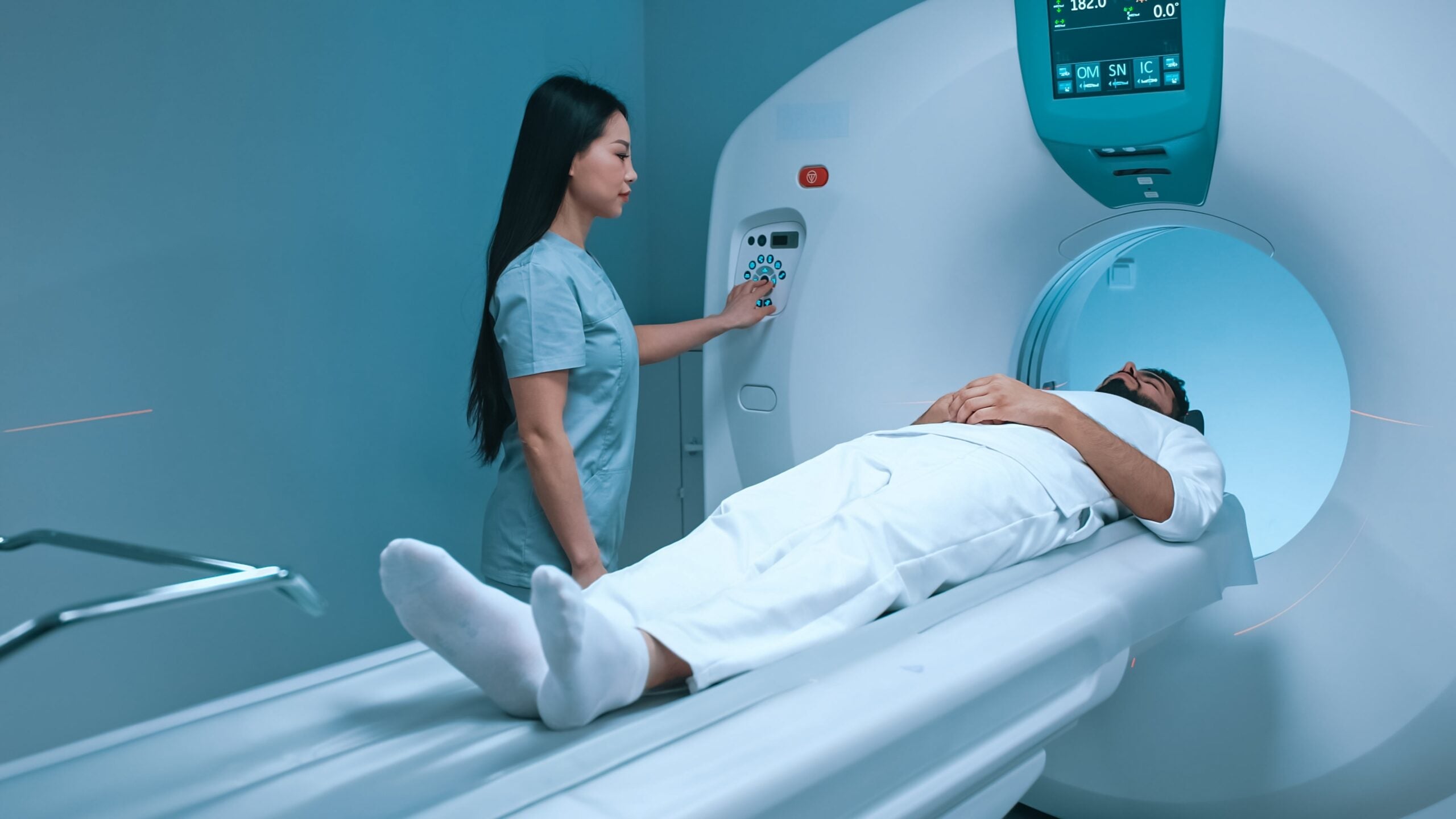 Study shows a new MRI technique for aortic stenosis improves diagnosis accuracy, helping predict surgery needs and saving lives.