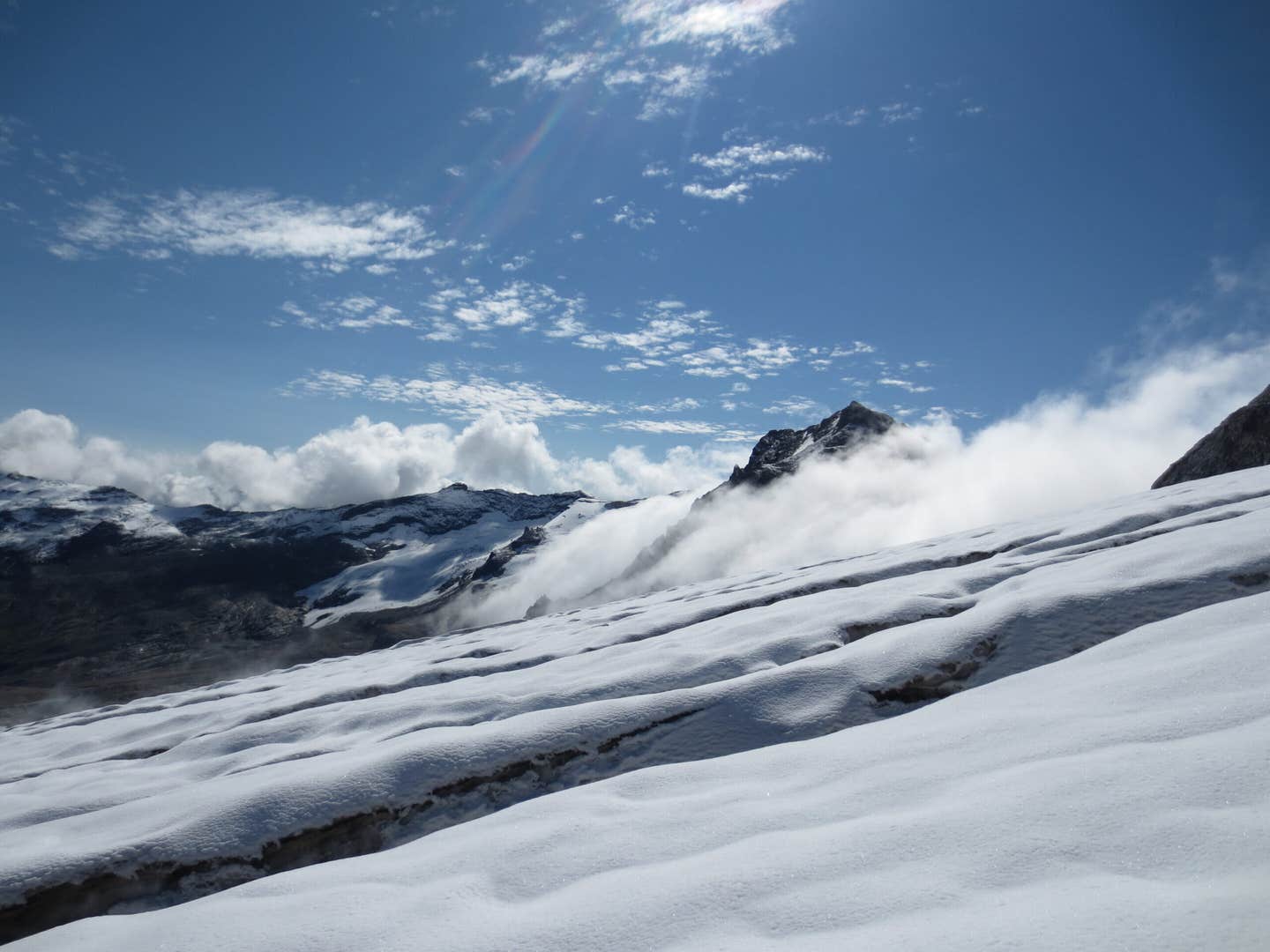 A sweeping global study reveals that glaciers’ ability to stay cooler than the surrounding air is fading.