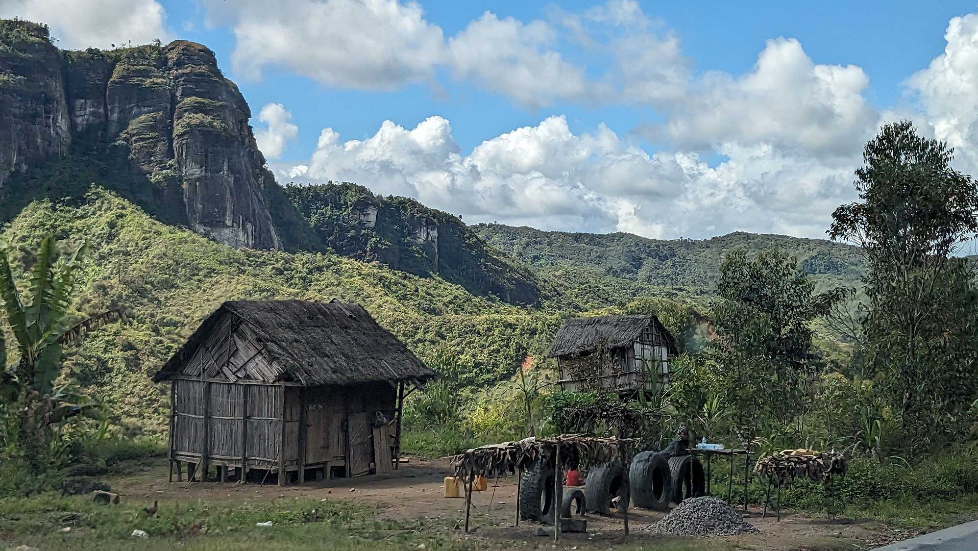 The escarpment mountains of eastern Madagascar, shaped by a tropical climate and steep topography. The escarpment has been retreating inland since the second rifting event (90 Ma) and today acts as a natural barrier to rainfall, marking the western limit of the island's humid eastern rainforests.