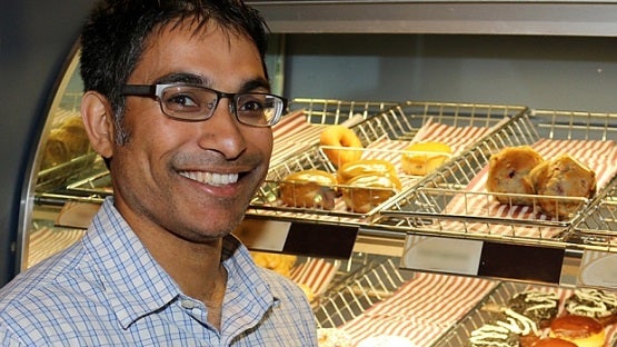 Russell de Souza, Assistant Professor, Department of Health Research Methods, Evidence, and Impact, McMaster University.