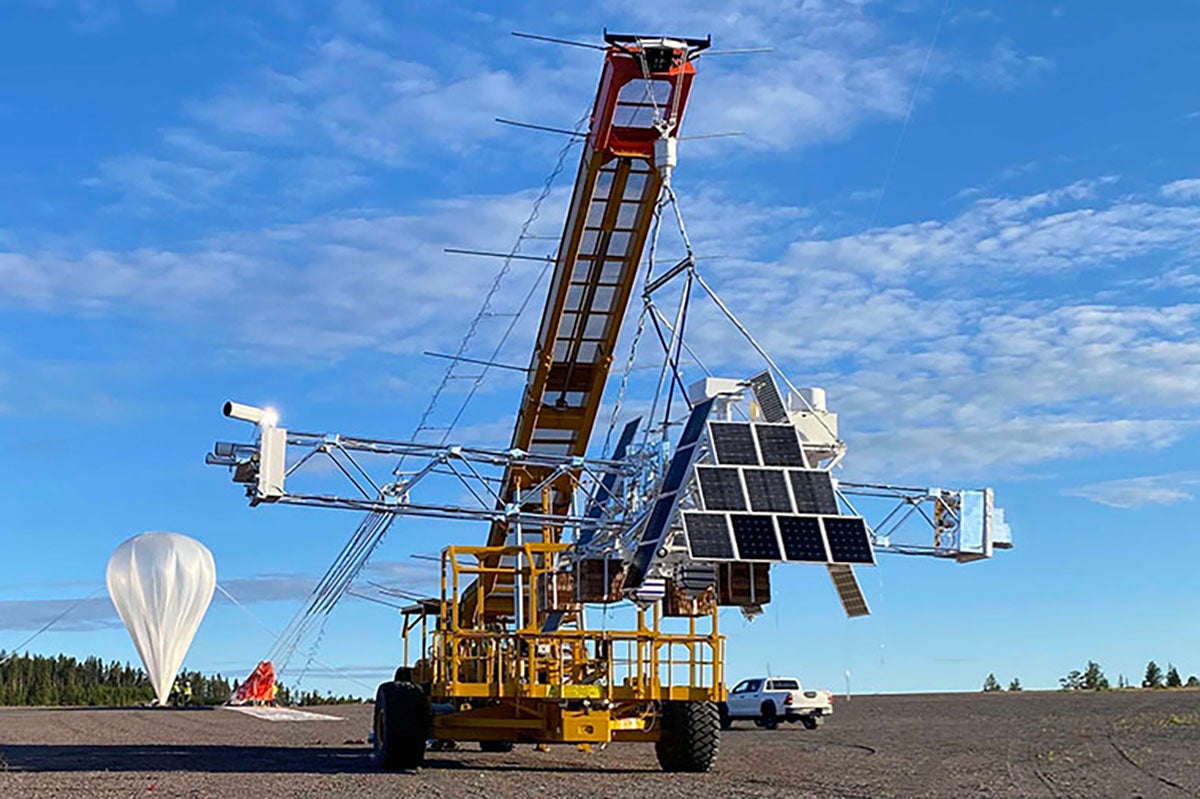 The balloon-borne telescope XL-Calibur was launched on a six-day flight from the Swedish Space Corporation’s Esrange Space Center in July 2024.