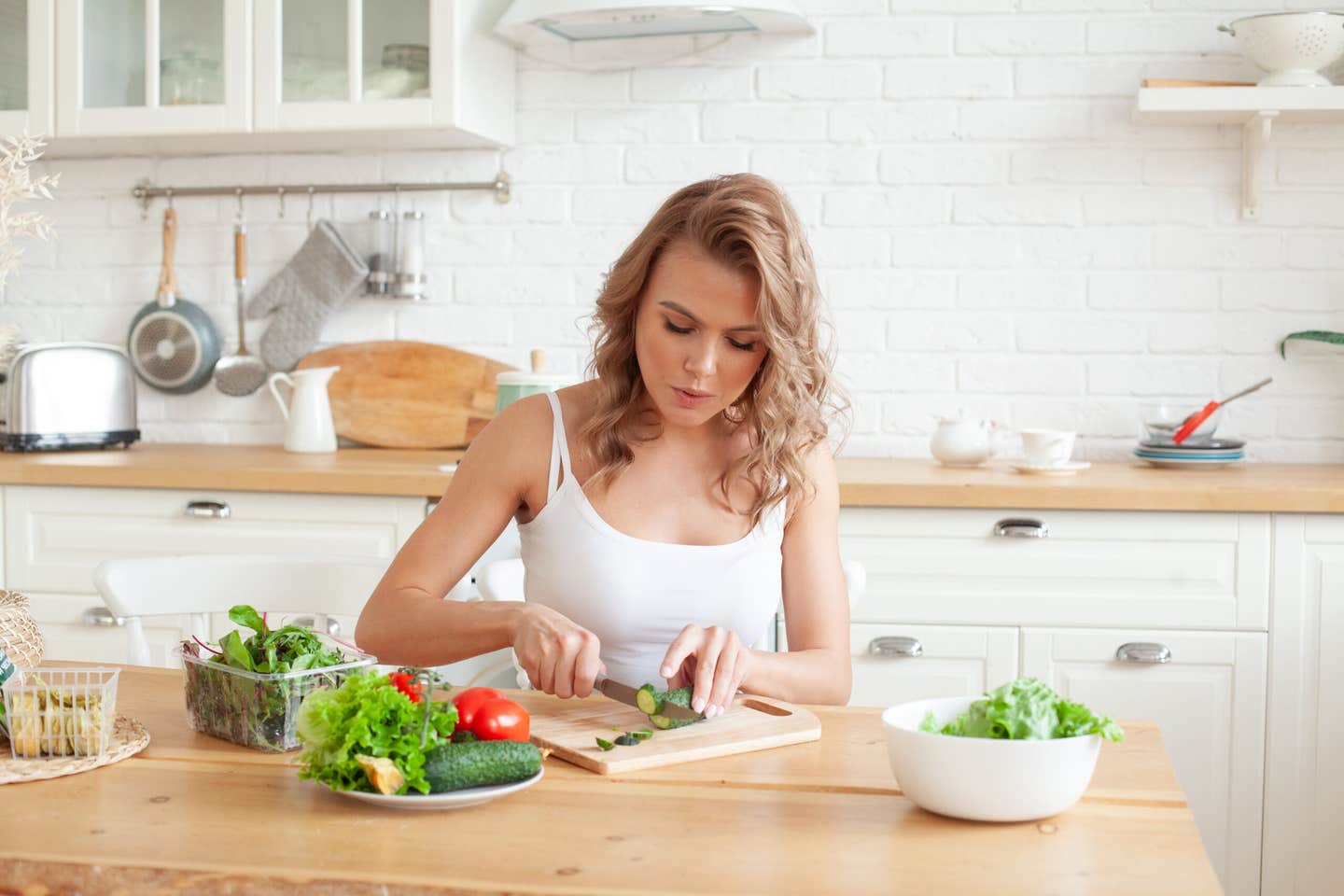 A University of Michigan study finds the Mediterranean diet may ease IBS symptoms nearly as well as the low-FODMAP diet.