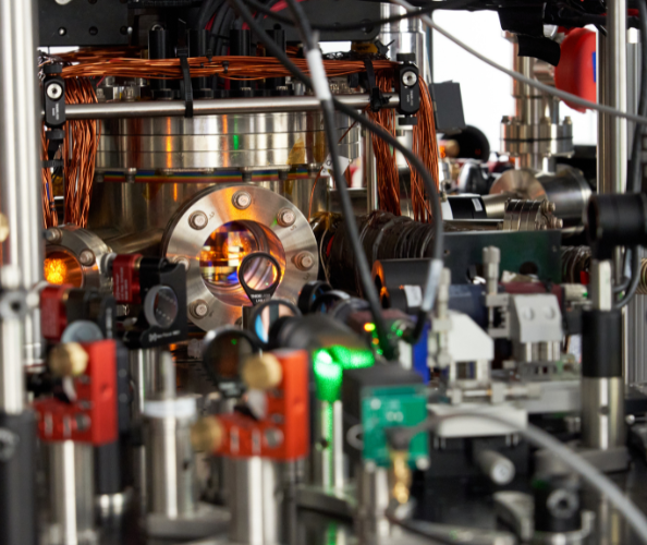 A view into the vacuum chamber in which the Will lab makes ultracold gases of molecules.