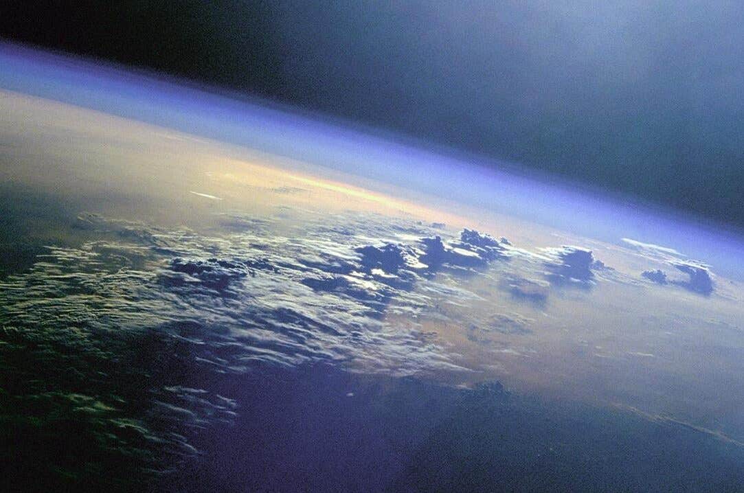 Tiny air bubbles trapped in ancient salt crystals are offering the clearest view yet of Earth’s atmosphere a billion years ago.