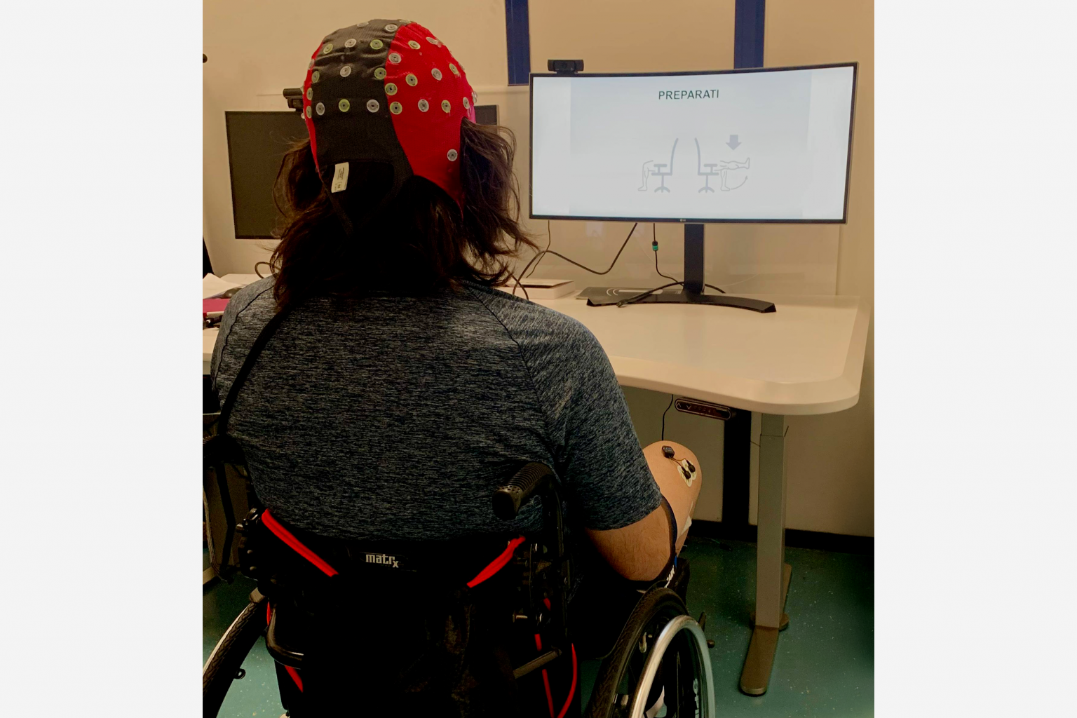 Noninvasive brain scanning could restore movement after spinal cord injury