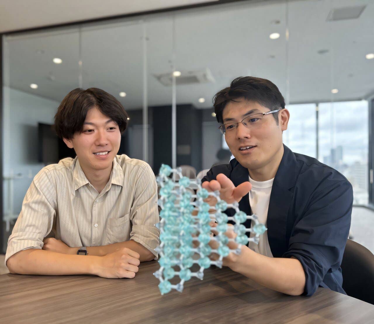 Assistant Professor Shigehisa Shibayama (right) and lead author Shota Torimoto (left), together with their colleagues, created a room-temperature resonant tunneling diode made entirely from non-toxic Group IV semiconductor materials.