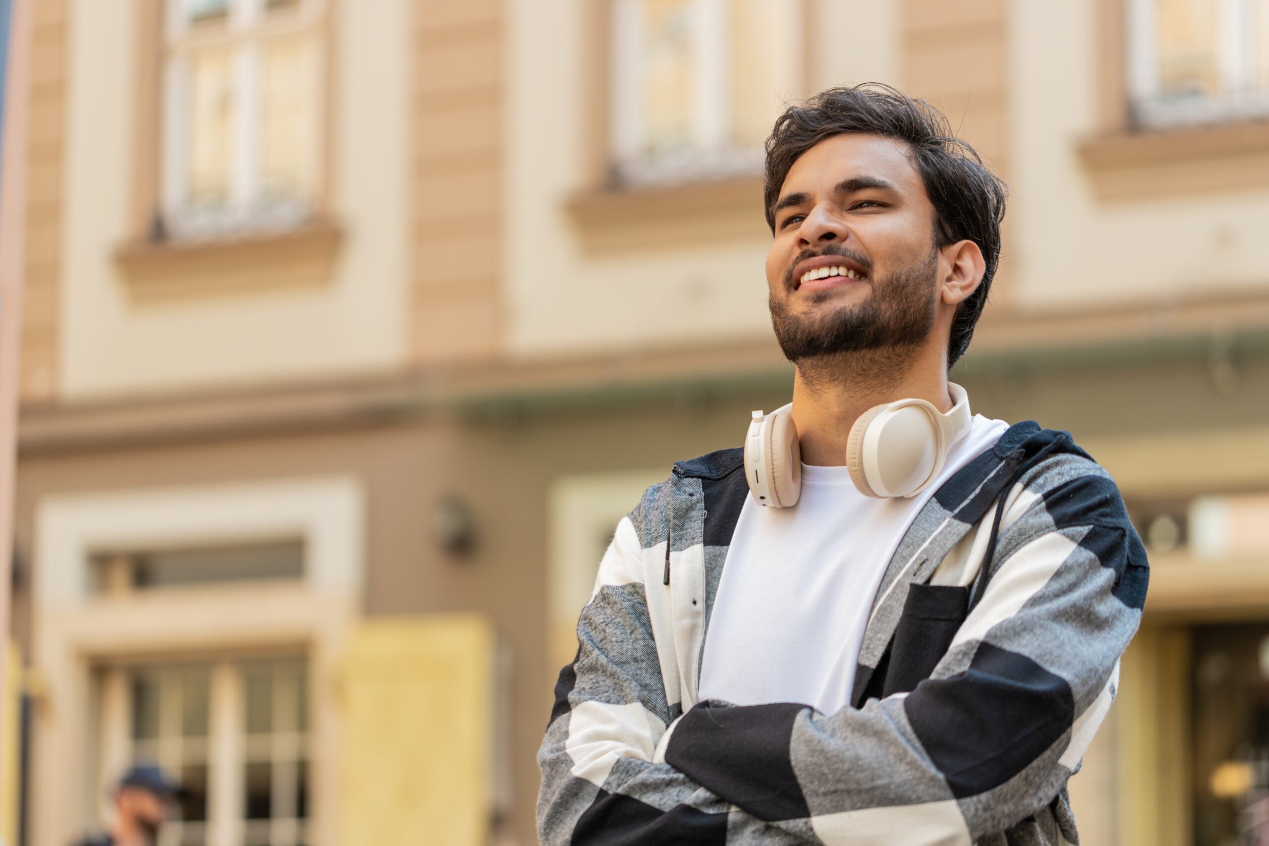 Studies have correlated positive thoughts with longer lives, lower rates of depression, and less day-to-day distress.