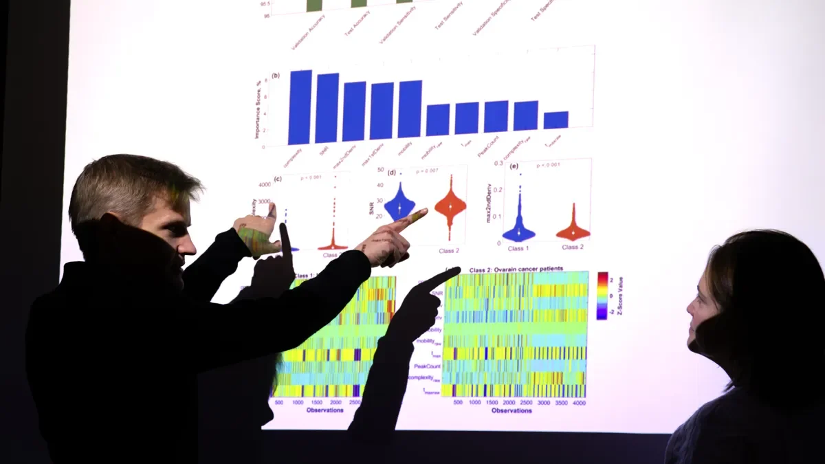 Using machine learning, an electronic nose can “smell” early signs of ovarian cancer in the blood.