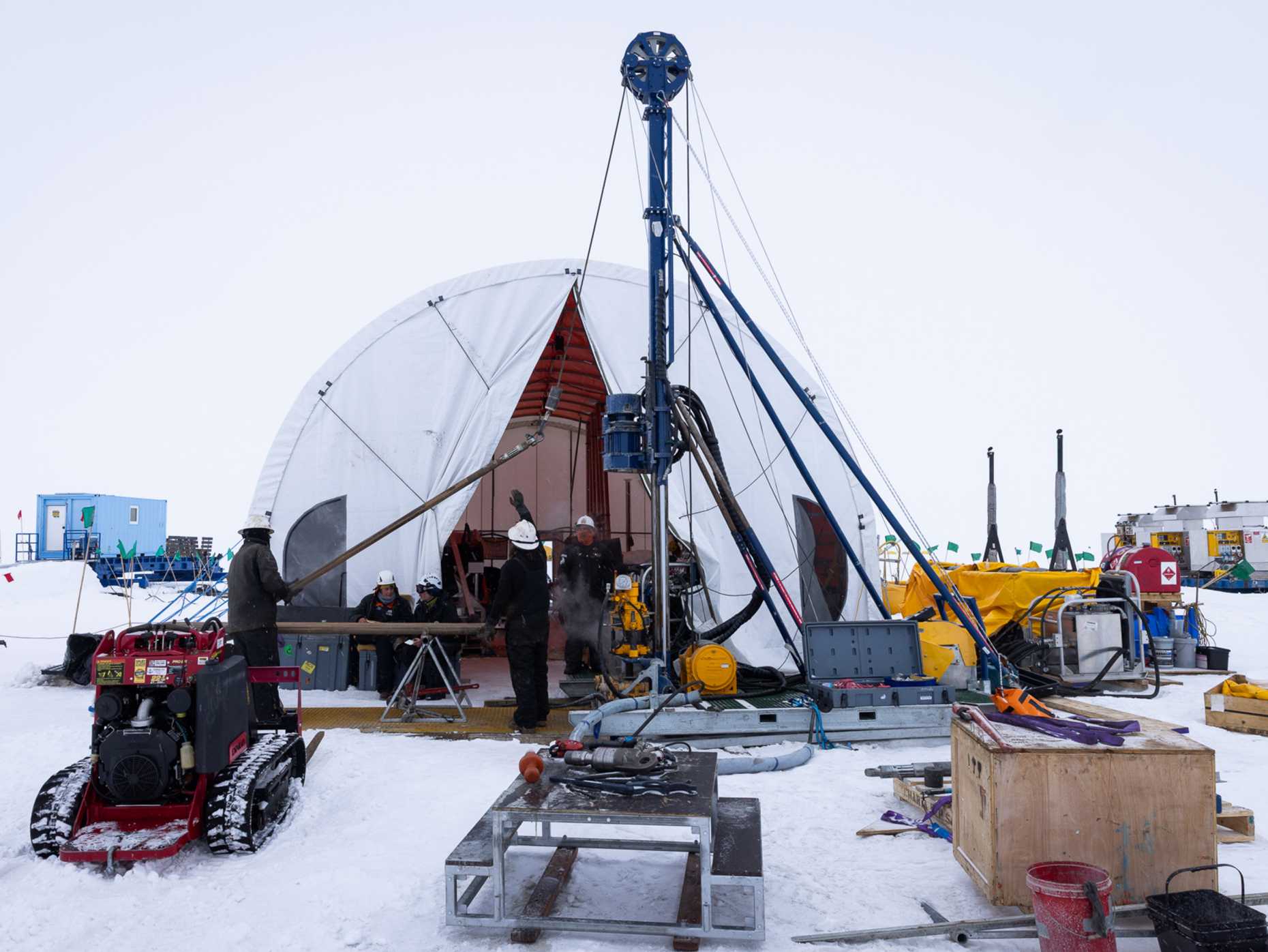 Drilling station on the ice: the SWAIS2C drilling team at work. 
