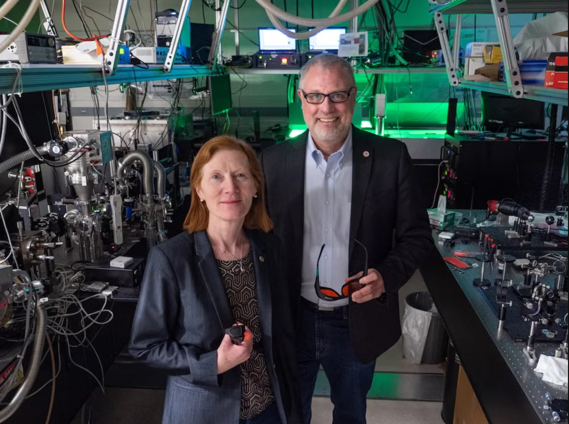 Margaret Murnane and Henry Kapteyn in their lab on campus. 