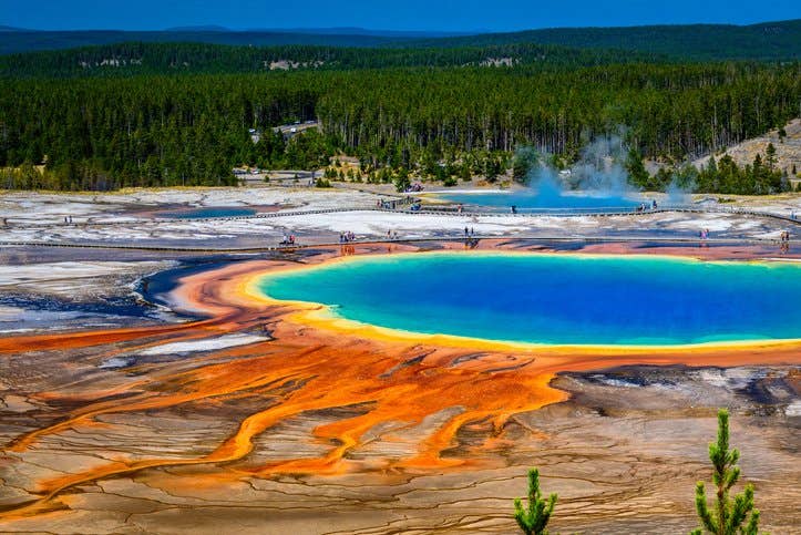 New modeling suggests Yellowstone’s magma comes from shallow mantle flow, not a deep plume.