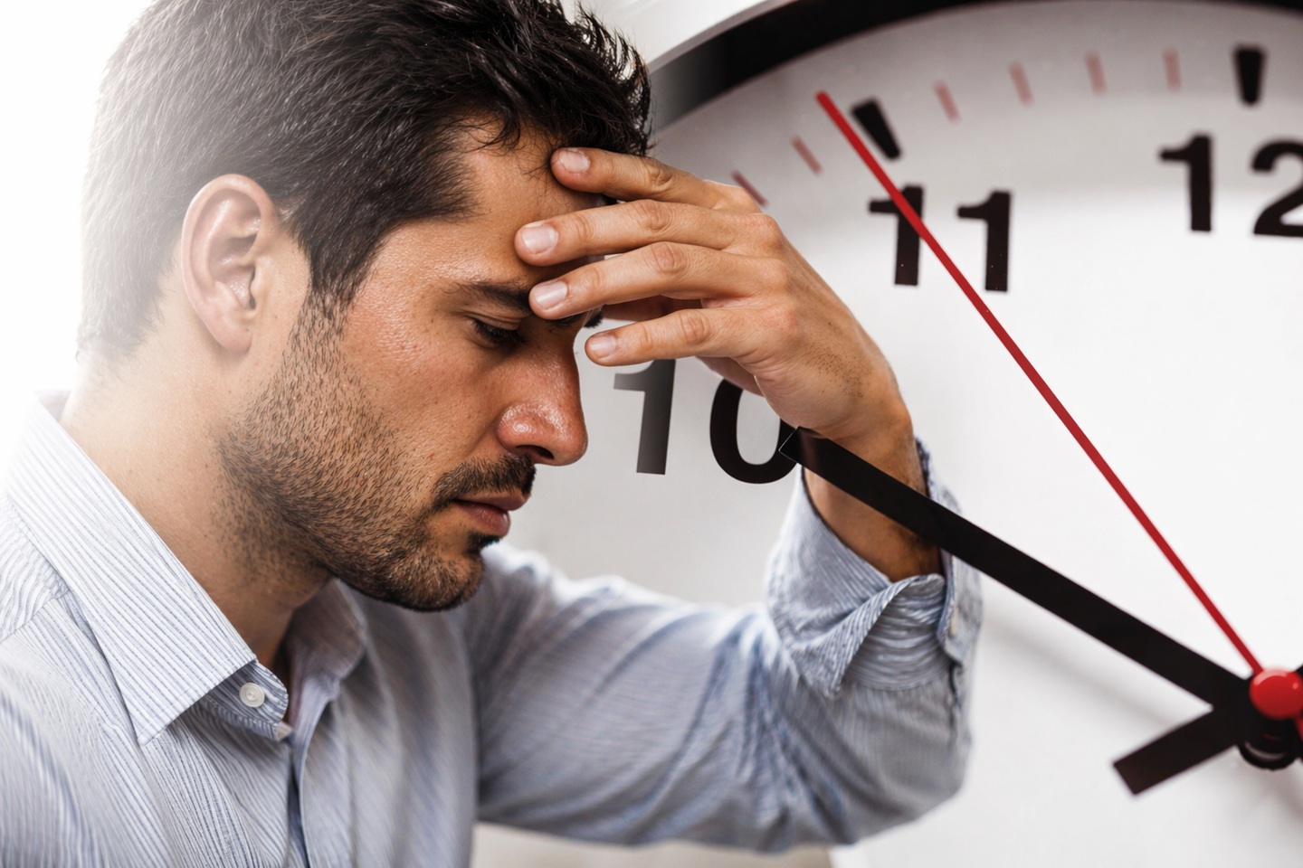 New study reveals three distinct stages of visual time perception in the cortex, from sensory encoding to subjective experience