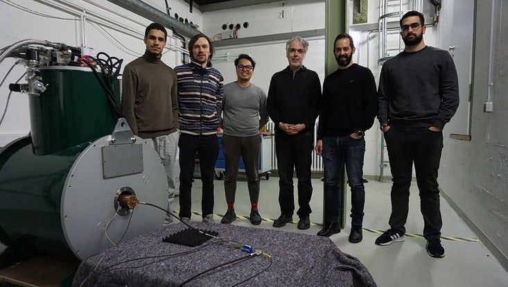 The project team with Dr. Le Hoang Nguyen (third left), Prof. Dr. Dieter Horns (middle) and Dr. Marios Maroudas (second right) who supported SPACE by operating the magnet.