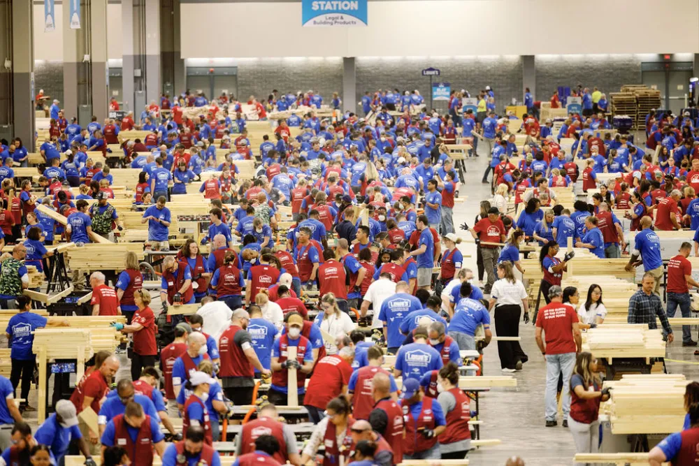 More than 6,500 volunteers joined the effort in North Carolina.