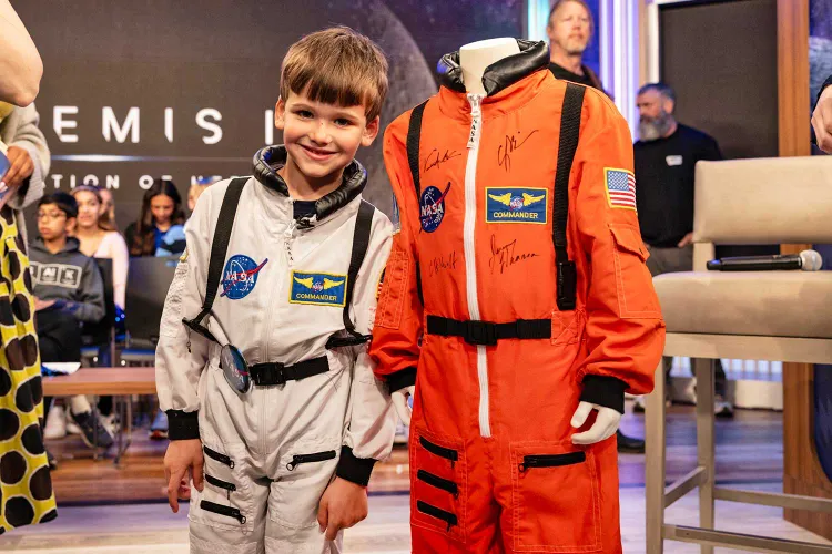 The Artemis II crew surprised 5-year-old Jack, a space superfan, with a signed flight suit. 