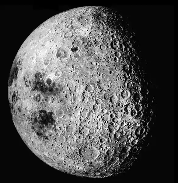 Giant collisions left behind broad circular depressions with repeated structural bands on the Moon. 