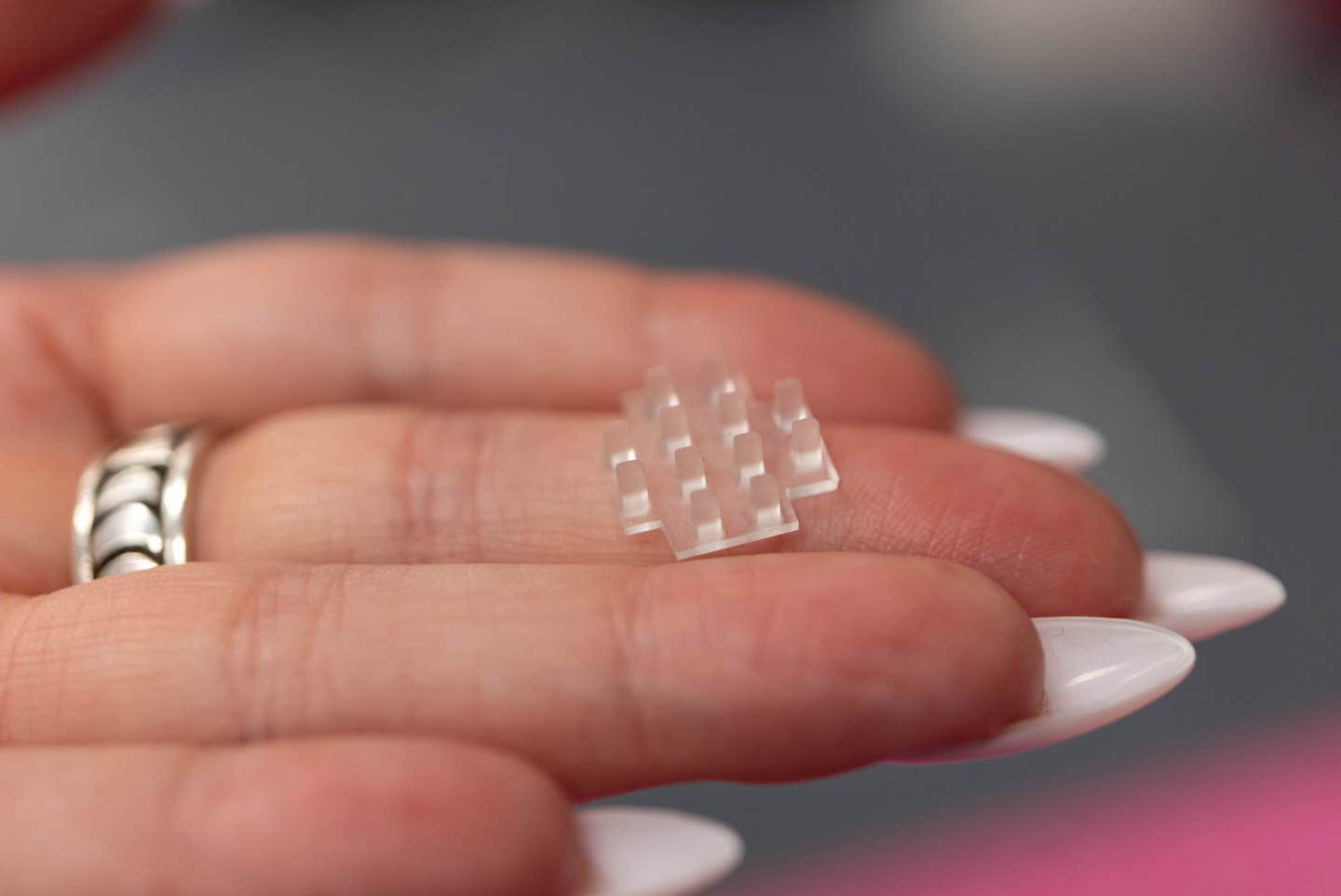 Researchers at Rice University developed a cytokine factory patch that continuously releases healing proteins into wounds, accelerating tissue repair in mice and pigs while activating key regeneration pathways.