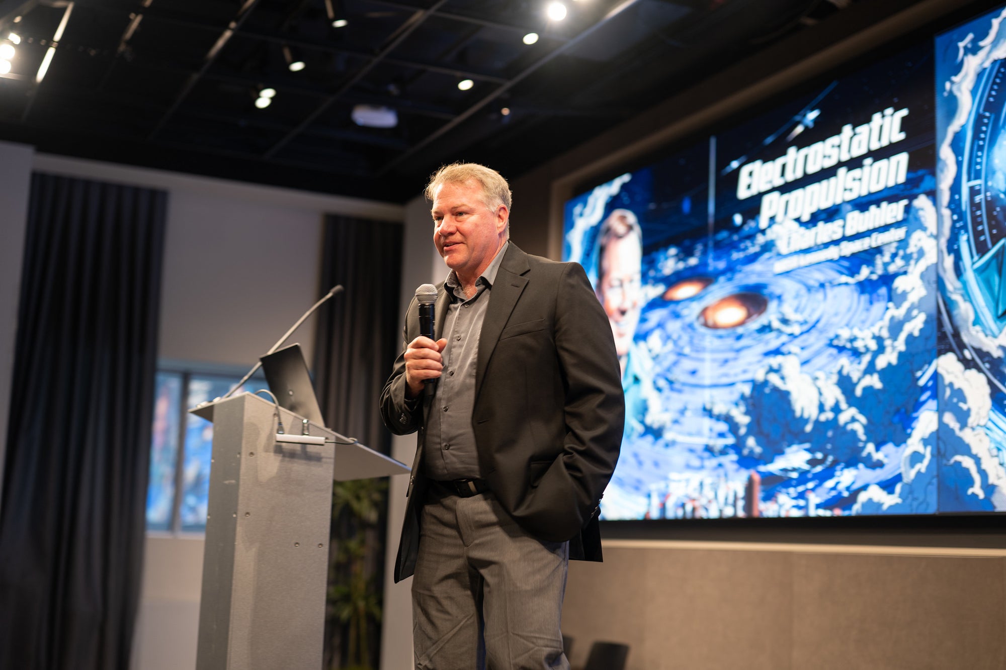 Former NASA engineer creates electrostatic space drive - no propellant needed
