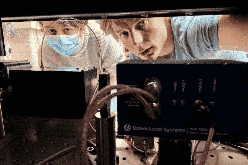 Oxford physicists created exotic quantum superpositions in a trapped ion, opening new paths for quantum computing and sensing.